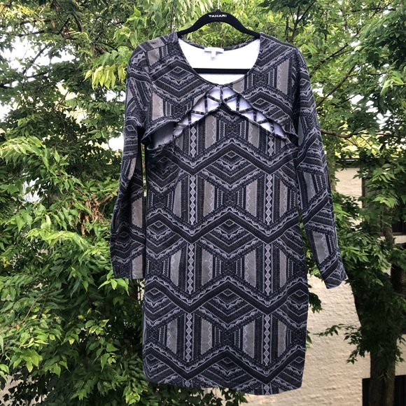 CHARLOTTE RUSSE gray cage dress - Picture 2 of 16